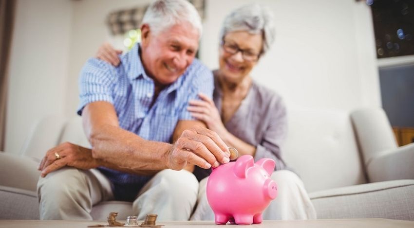 How seniors can make extra money in retirement